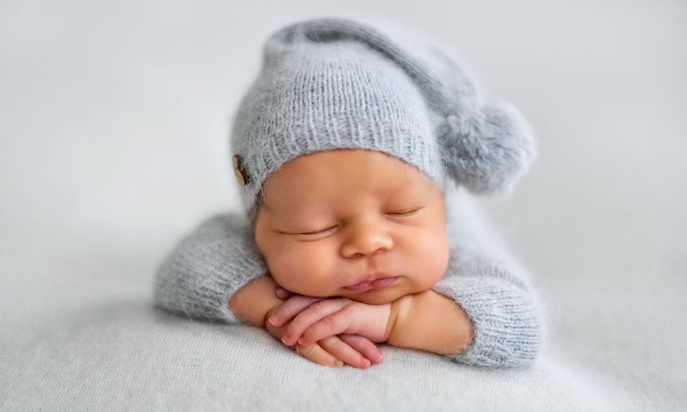 Tips for Dressing a Newborn for Warm Weather