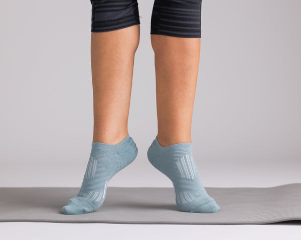 Adult Performance Grip Socks