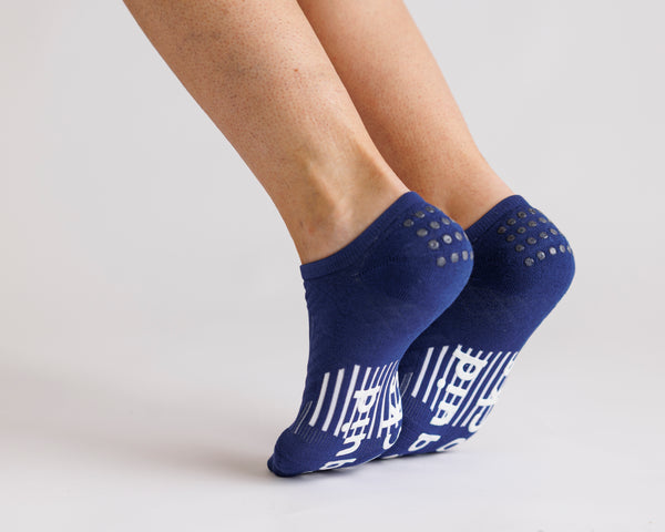 Adult Performance Grip Socks