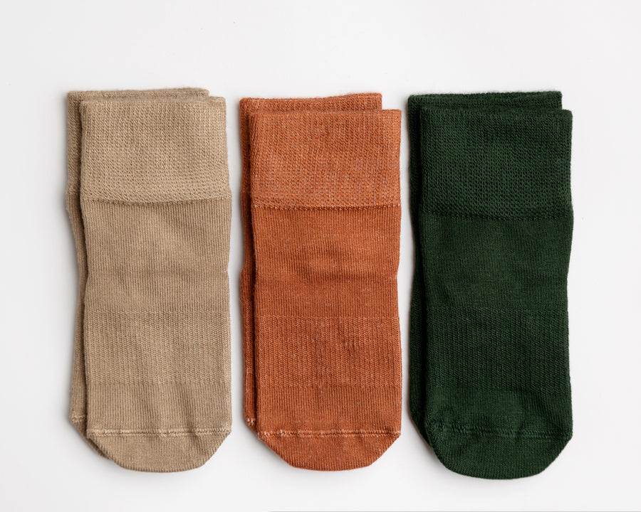 Cypress kids socks: three socks in saddle brown, cognac and dark green. Squid Socks, the brand seen on Shark Tank.