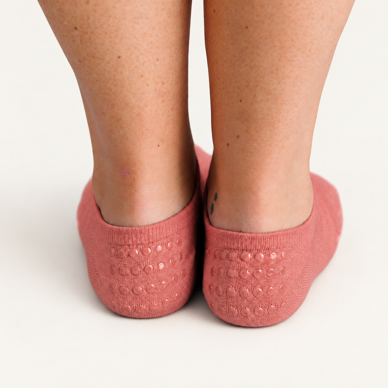 OUTSIDE HEEL on Squid Socks